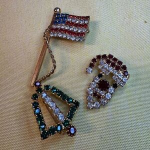 Late 90s Vintage Pins, all crystals are still present!